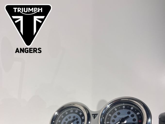 TRIUMPH Bonneville T100 4