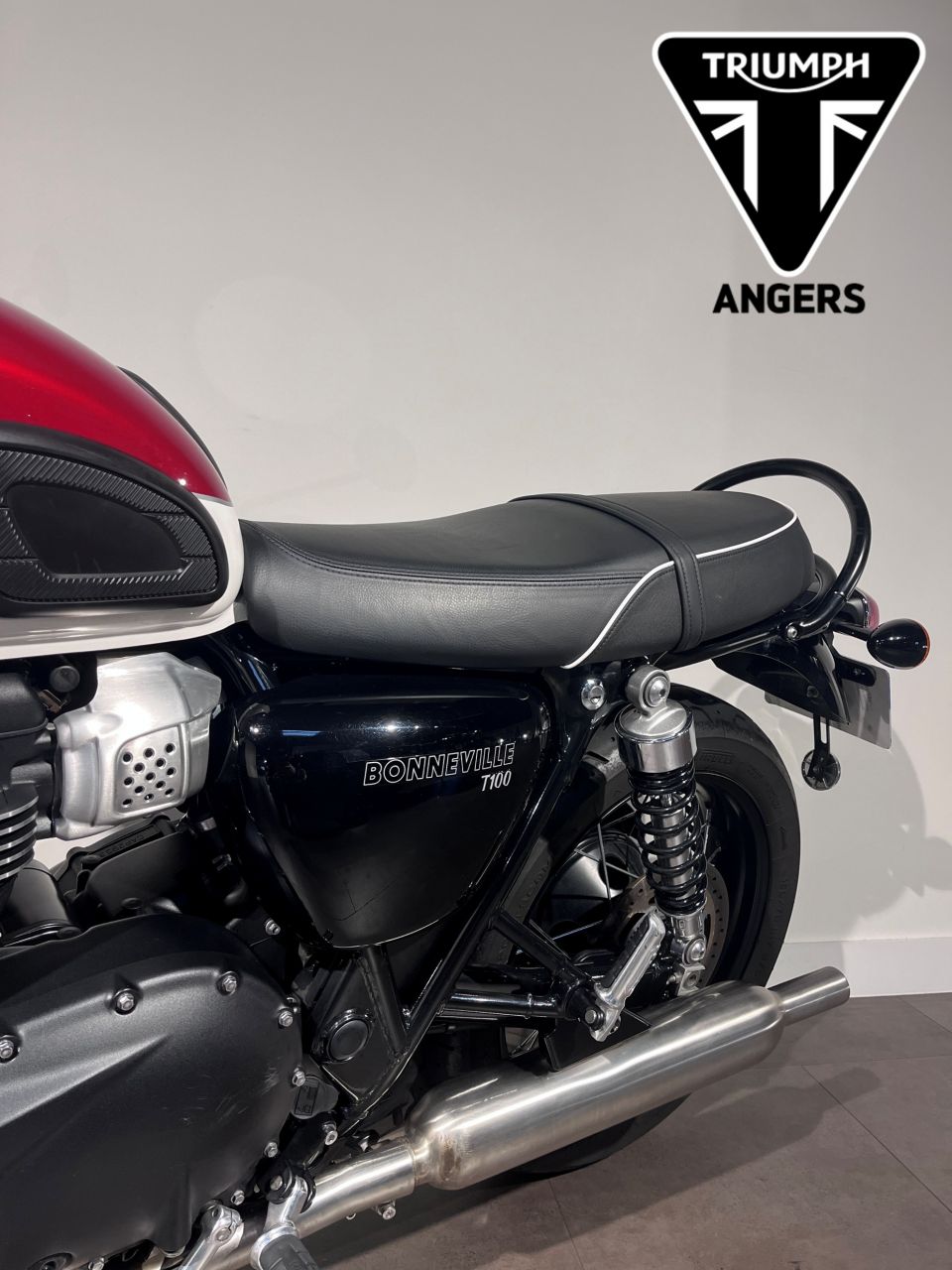 TRIUMPH Bonneville T100 4