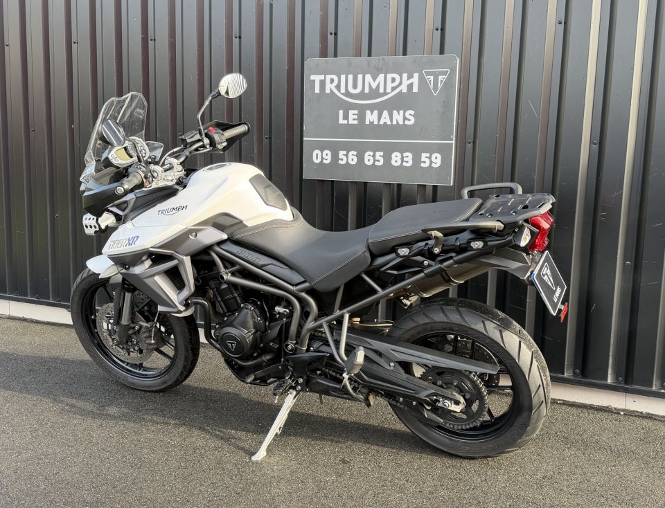 TRIUMPH TIGER 800 XRX 4