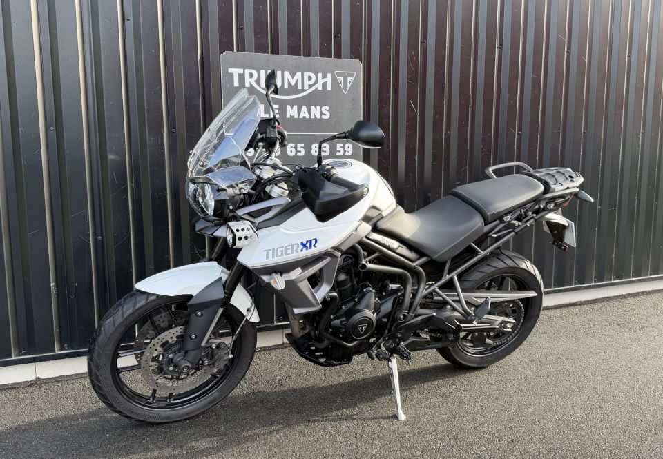 TRIUMPH TIGER 800 XRX 4