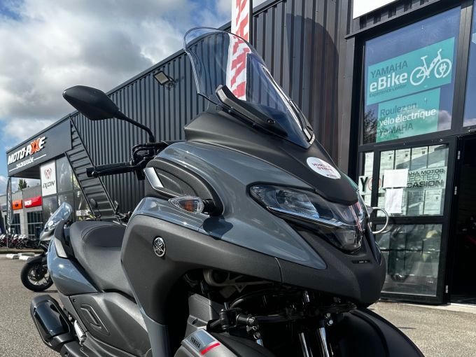 YAMAHA TRICITY 300 4