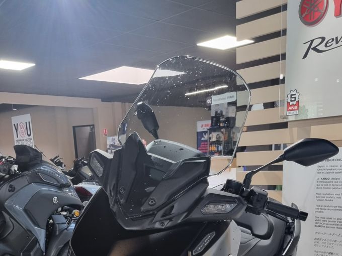 YAMAHA XMAX 125 TECH MAX 4