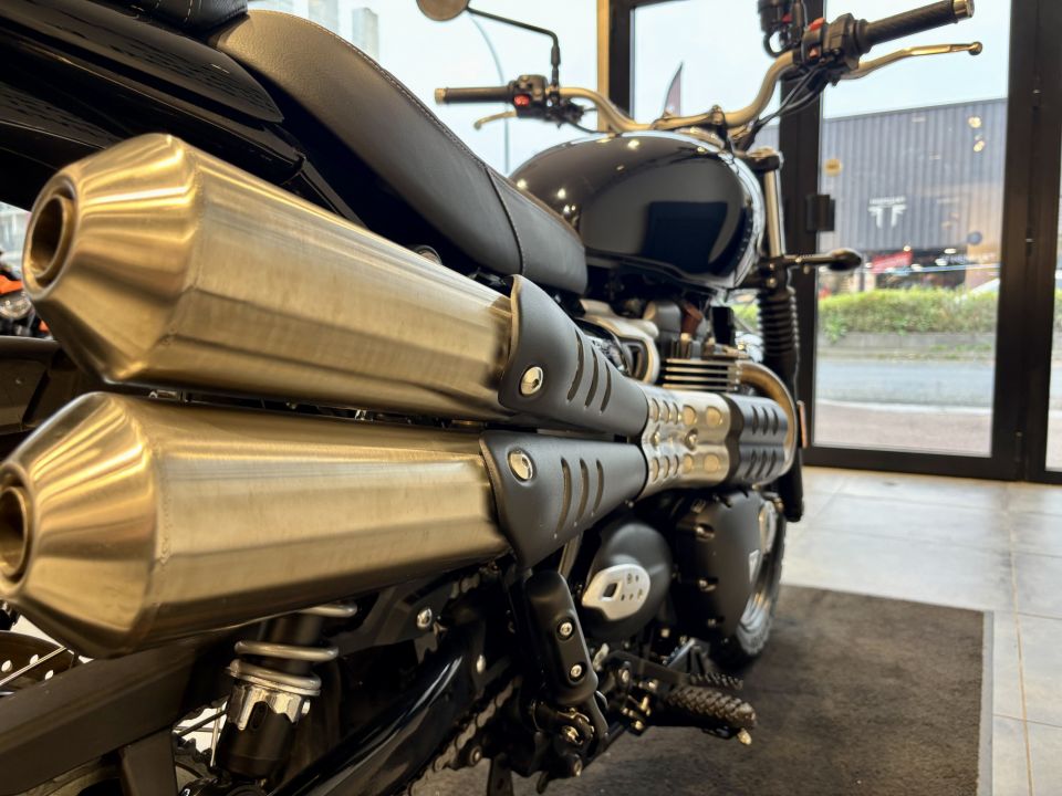 TRIUMPH SCRAMBLER 900 4