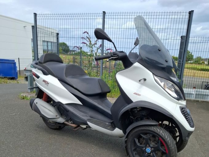 PIAGGIO MP3 350 ABS/ASR 4