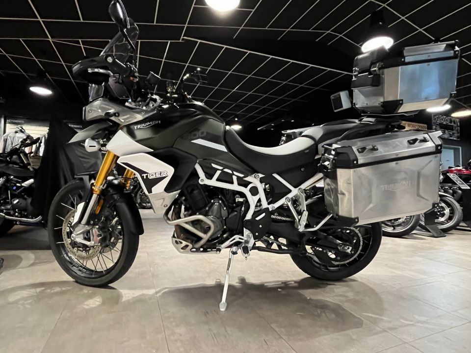 TRIUMPH TIGER 900 RALLY PRO 4