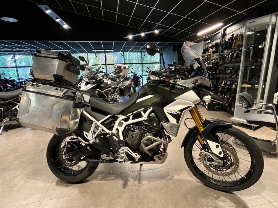 TRIUMPH TIGER 900 RALLY PRO 4