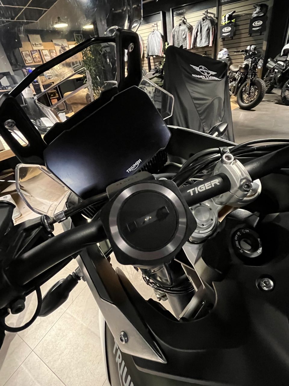 TRIUMPH TIGER 900 RALLY PRO 4