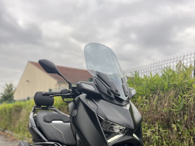 YAMAHA XMAX 125 TECH MAX 4