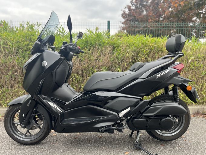 YAMAHA XMAX 125 TECH MAX 4