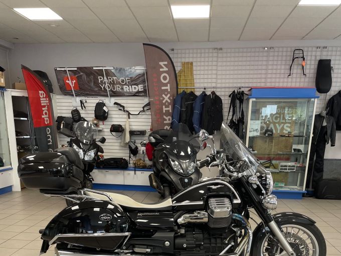 MOTO GUZZI CALIFORNIA 4