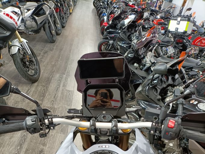 SUZUKI DL V-STROM 800DE 4