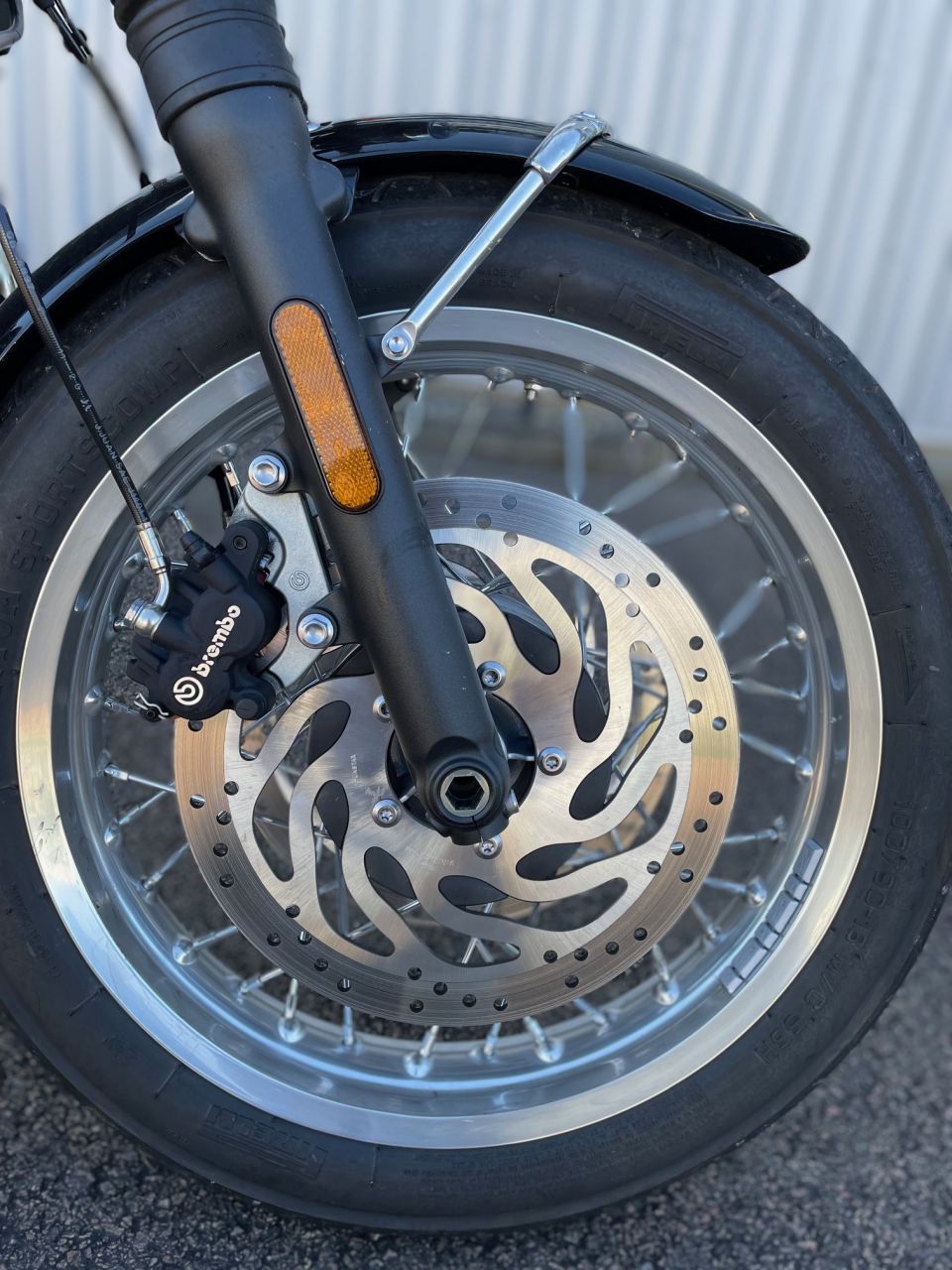 TRIUMPH BONNEVILLE T120 1200 4