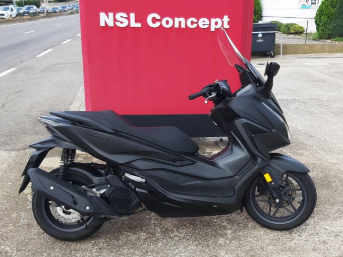 HONDA FORZA 125 ABS 4