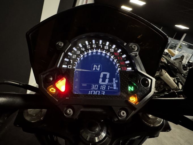 KAWASAKI Z 650 (47.5CV) 4