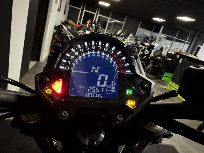 KAWASAKI Z 650 (47.5CV) 4