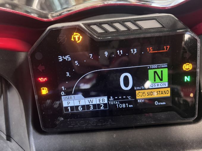 HONDA CBR 600 RR 4