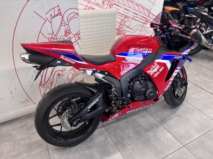 HONDA CBR 600 RR 4