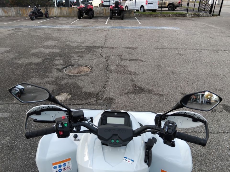 CAN-AM RENEGADE X XC 650 T 4