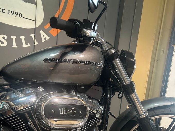 HARLEY-DAVIDSON SOFTAIL BREAKOUT 1868 4