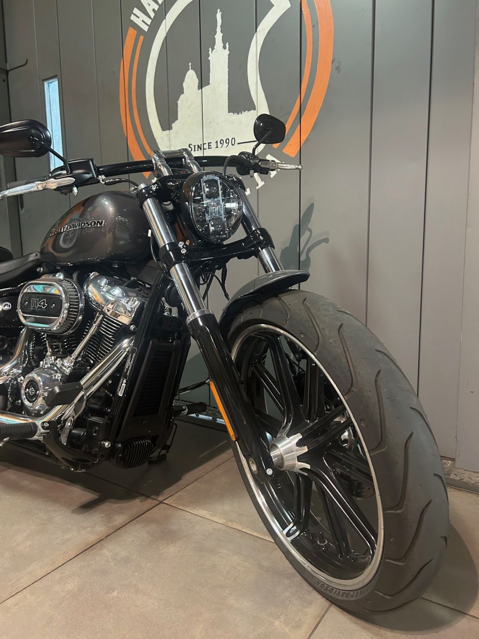 HARLEY-DAVIDSON SOFTAIL BREAKOUT 1868 4