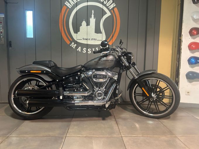 HARLEY-DAVIDSON SOFTAIL BREAKOUT 1868 4