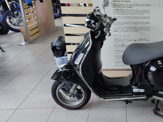 VESPA GTS 125IE SUPER 4