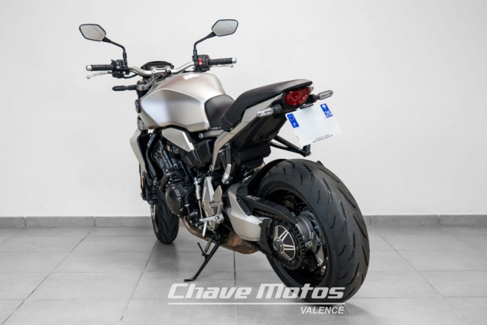 HONDA CB1000R ABS 4