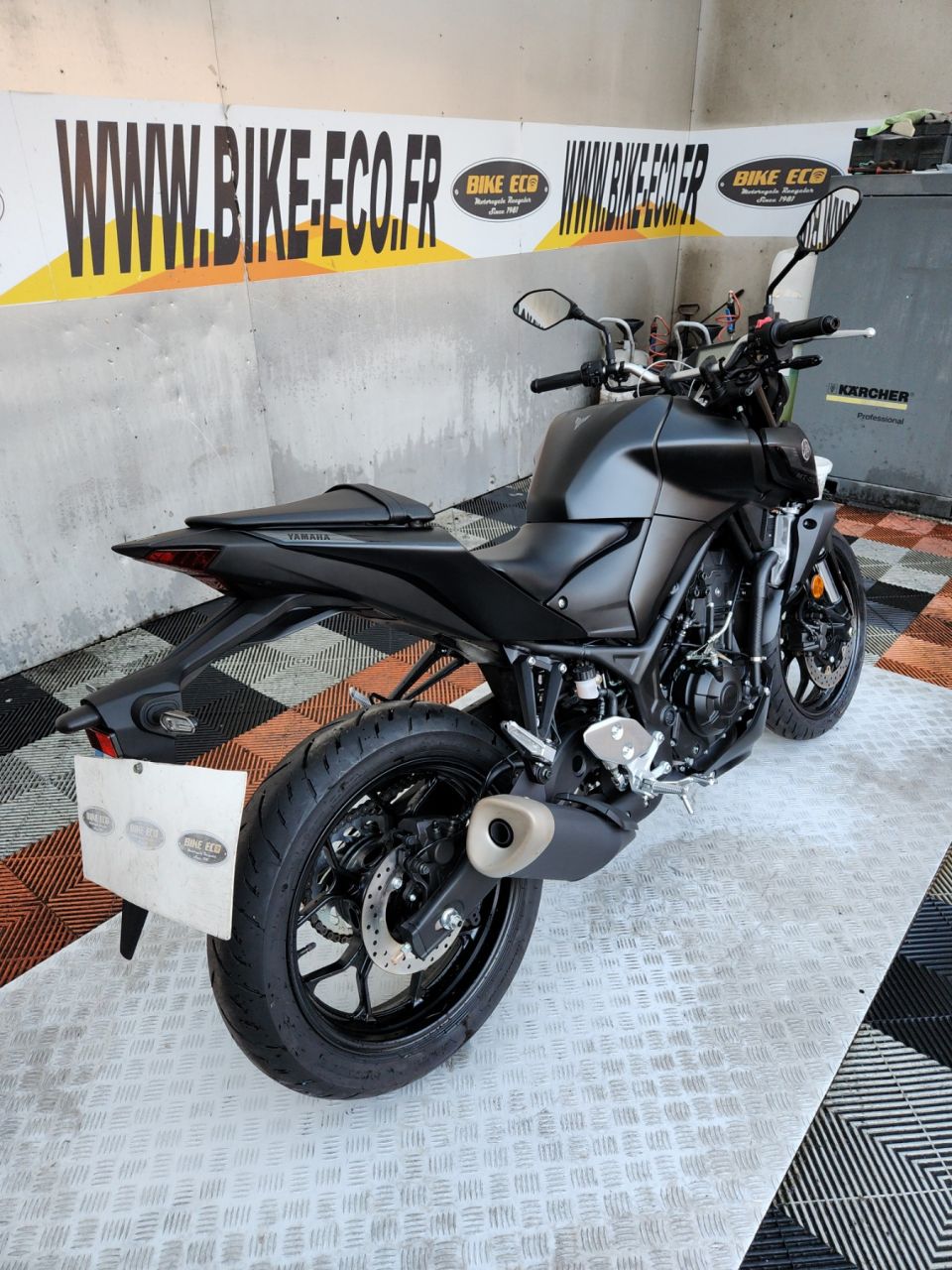 YAMAHA MT-03 300 4