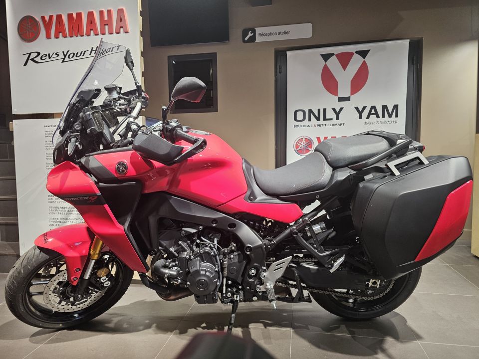 YAMAHA TRACER 9 GT 4