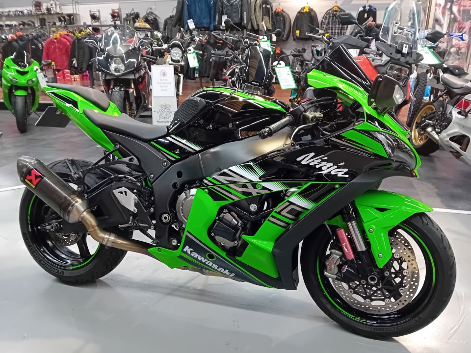 KAWASAKI ZX-10R 4
