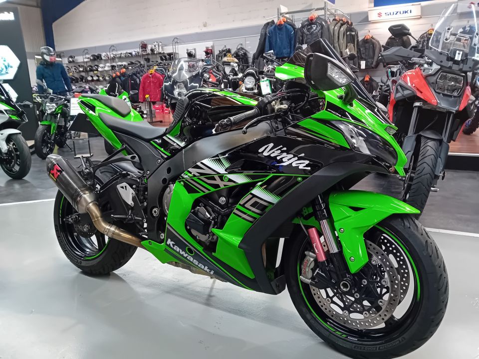 KAWASAKI ZX-10R 4