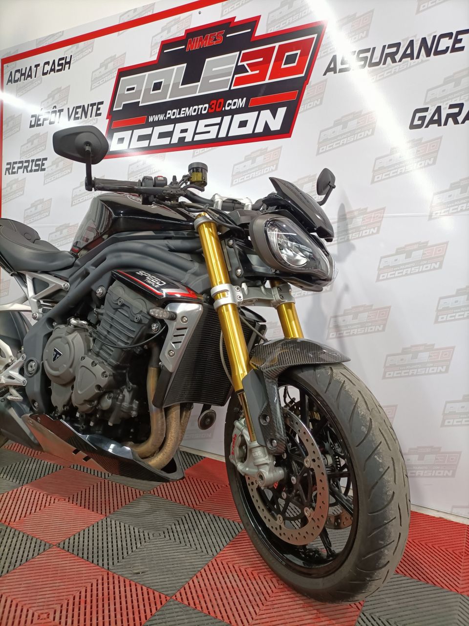 TRIUMPH SPEED TRIPLE 1200 RS 4