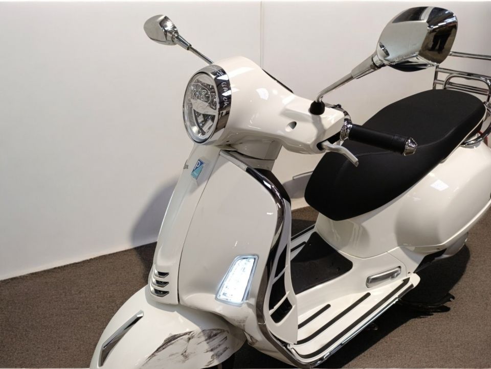 PIAGGIO GTS 300 4