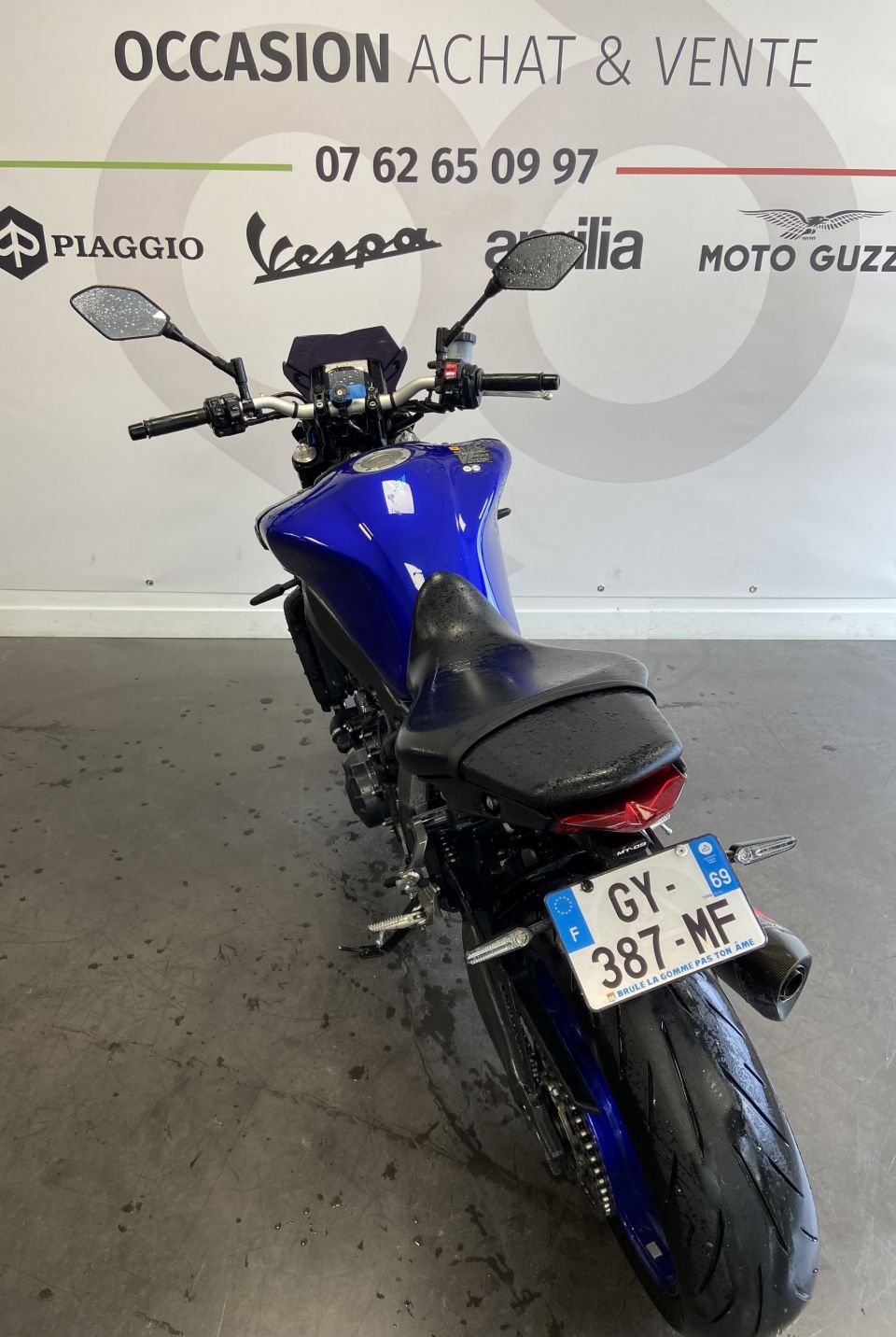 YAMAHA MT-09 4