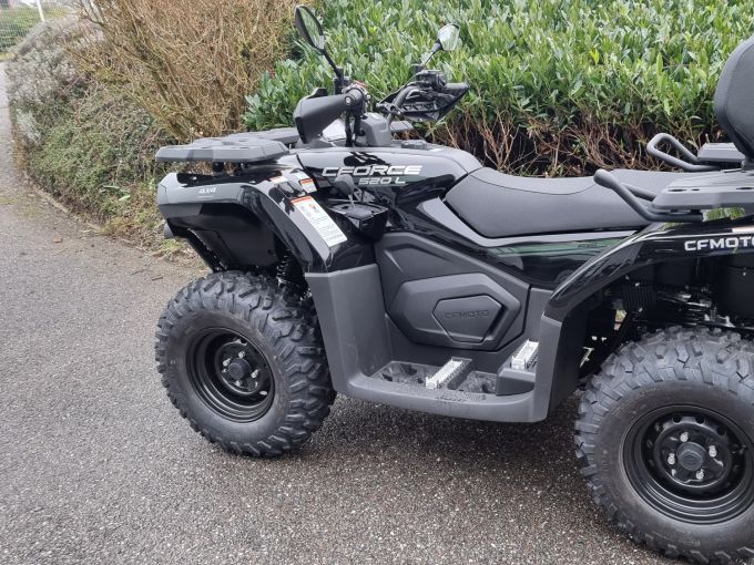 CF MOTO CFORCE 520 4