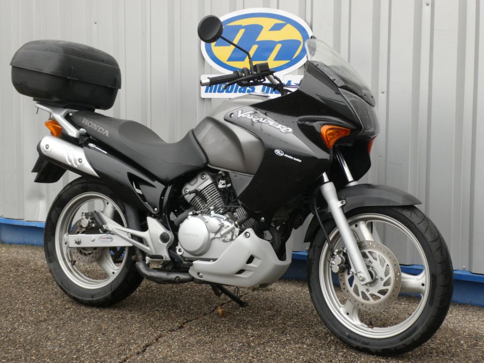 HONDA VARADERO 125 4