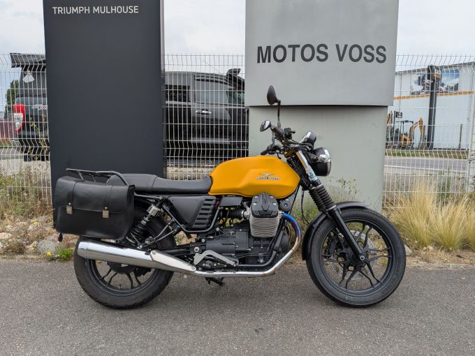 MOTO GUZZI V7 II STONE 4