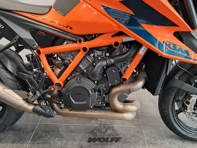 KTM 1290 SUPER DUKE R 4