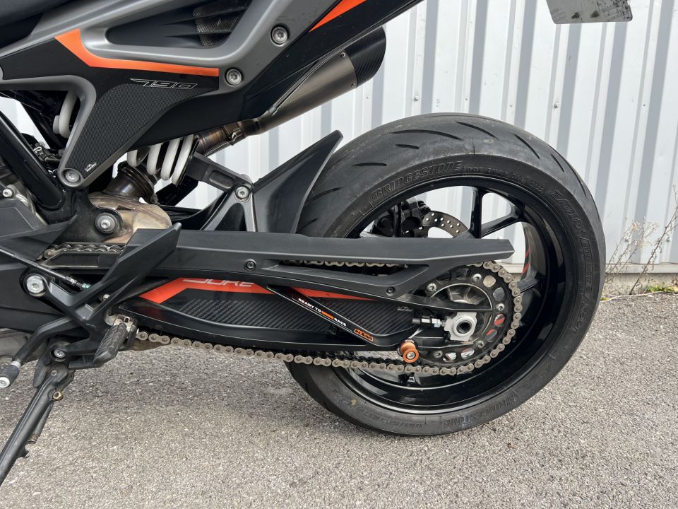 KTM 790 DUKE L 4