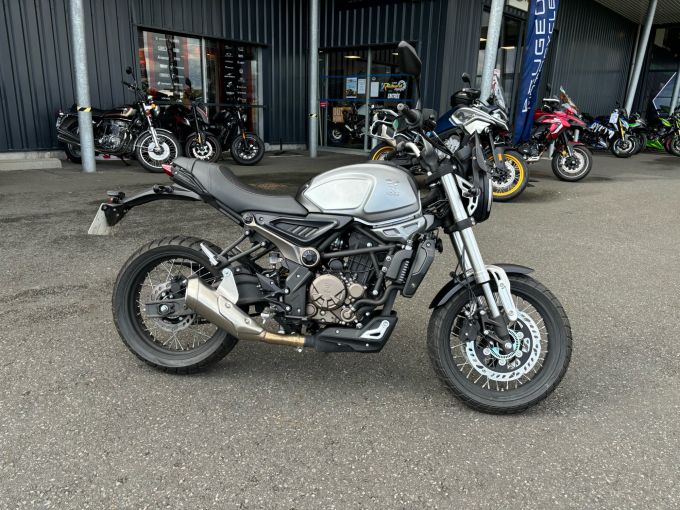 VOGE 300 ACX 4