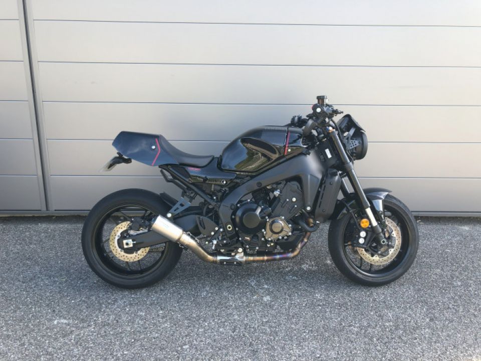 YAMAHA XSR  900 4