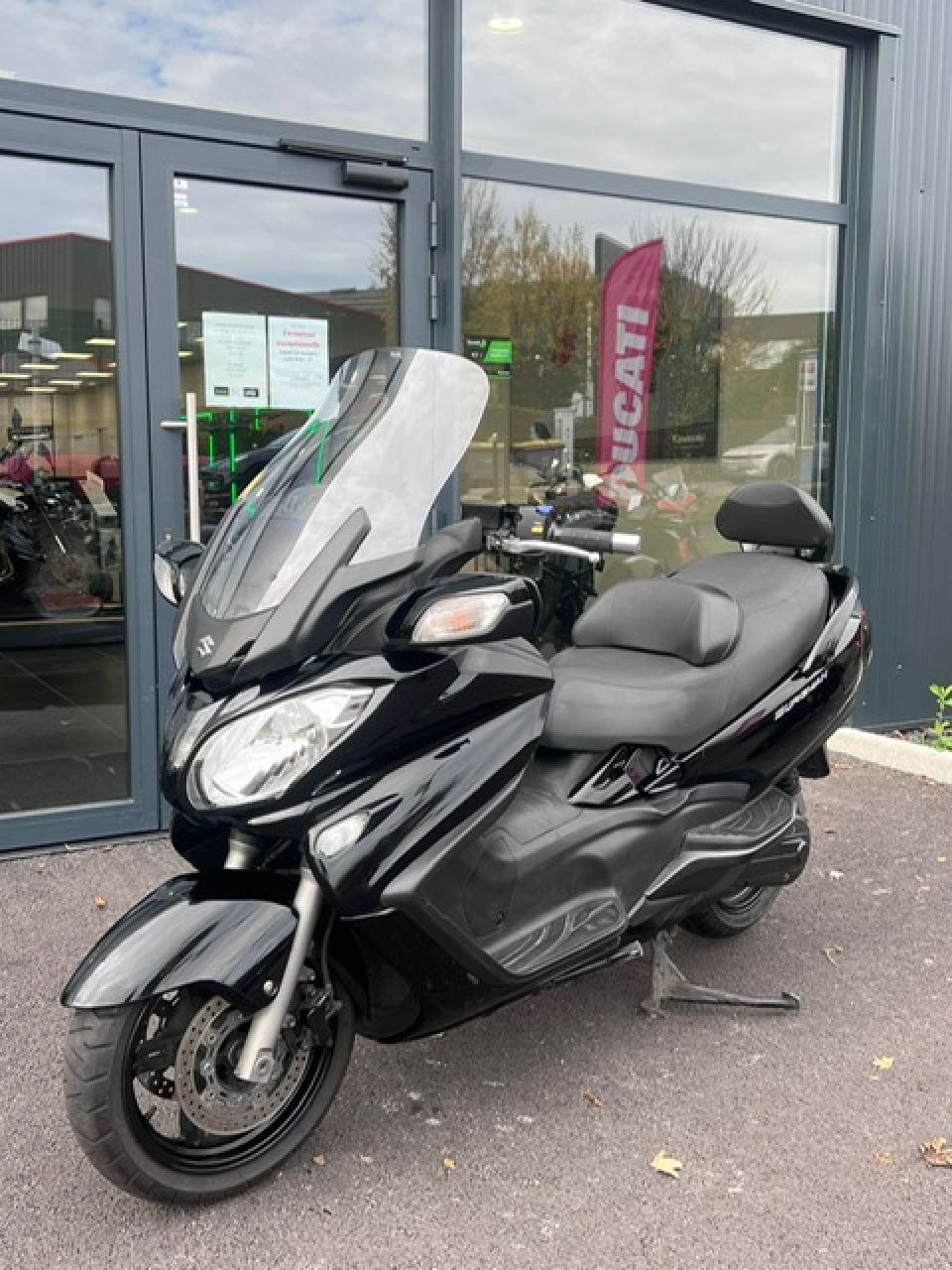 SUZUKI BURGMAN 650 4