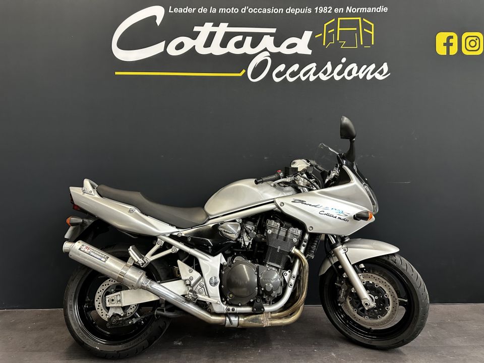 SUZUKI GSF 1200 S BANDIT 4