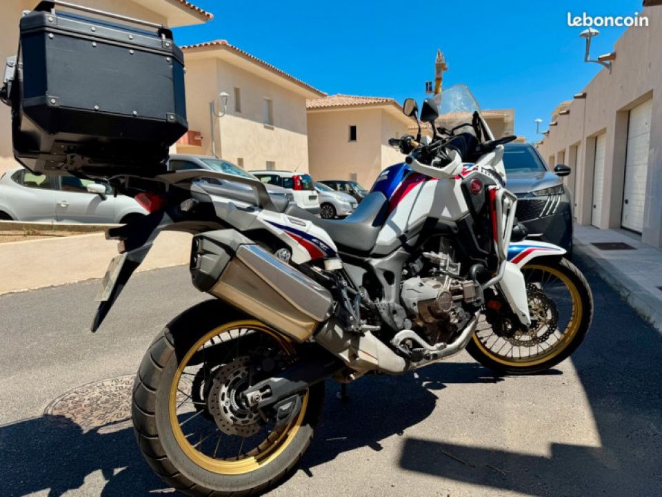 HONDA AFRICA TWIN CRF1000D DCT 4