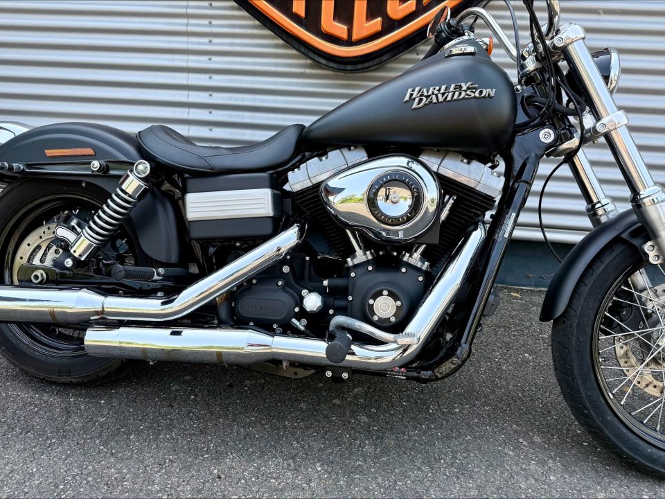 HARLEY-DAVIDSON DYNA STREET BOB 1584 4