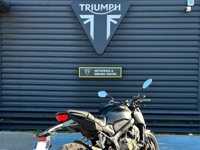 HONDA CB 650 R 4