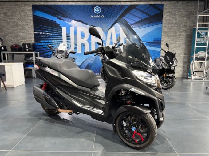 PIAGGIO MP3 400 RST SPORT 4
