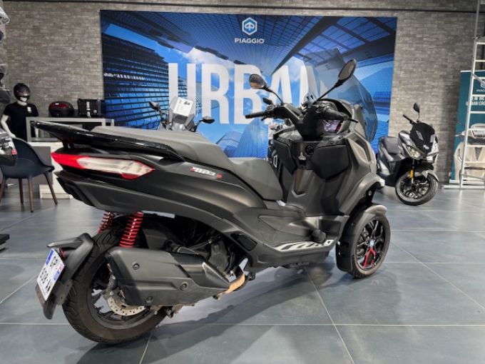 PIAGGIO MP3 400 RST SPORT 4