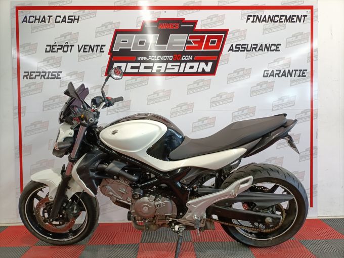 SUZUKI GLADIUS 650 4