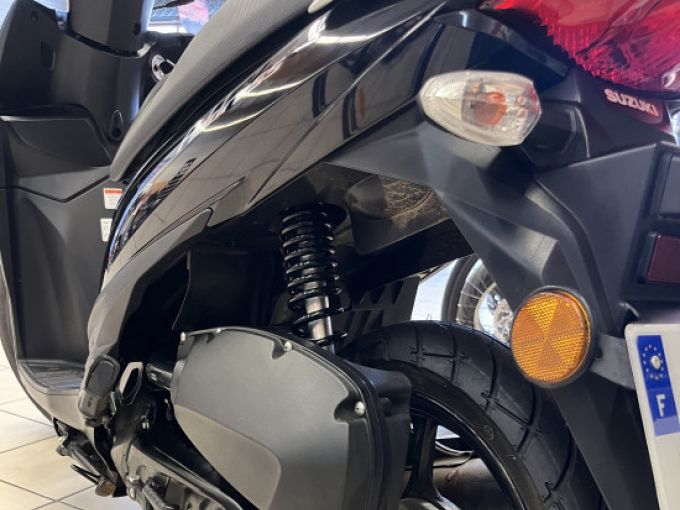 SUZUKI ADDRESS 125 4